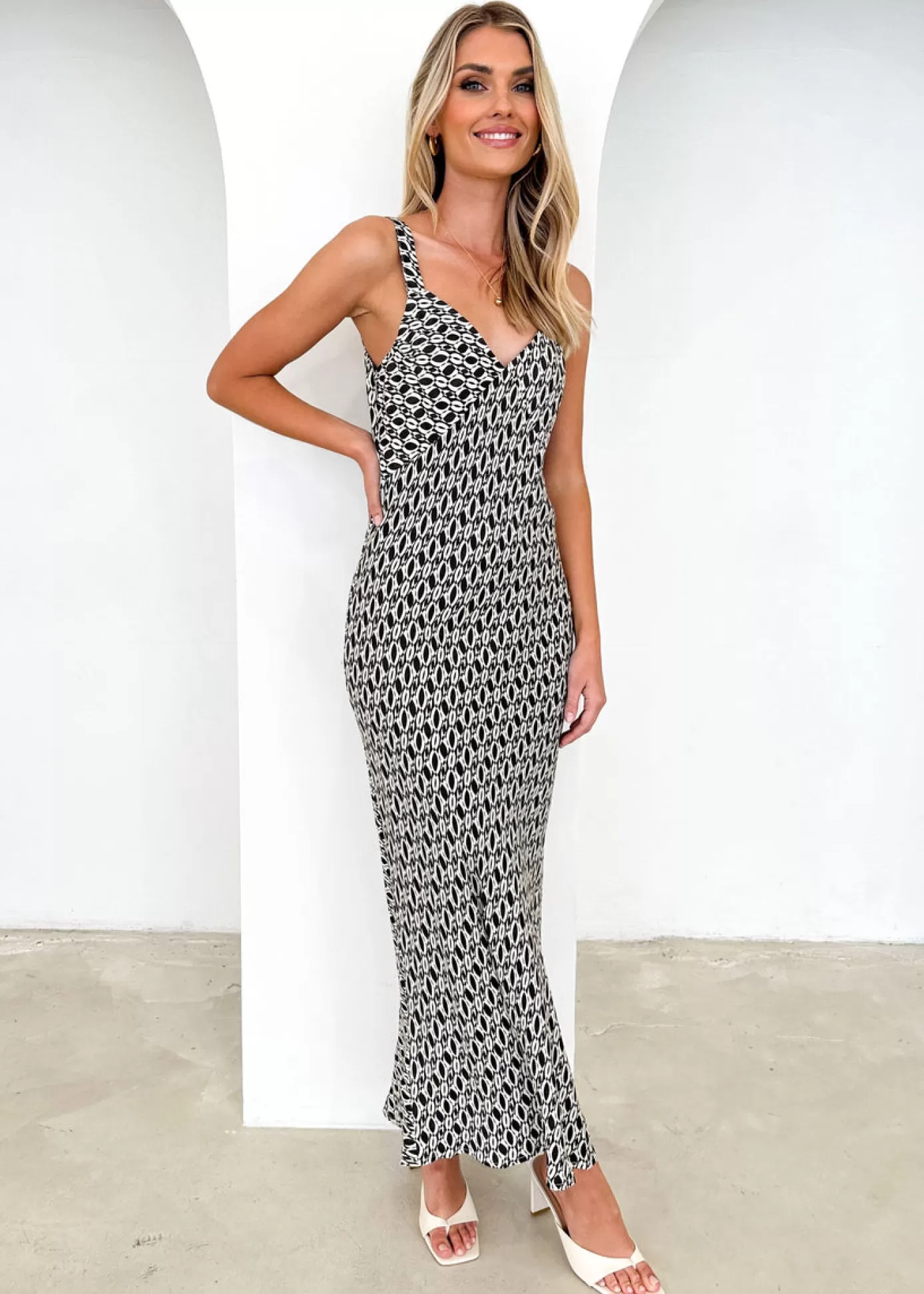 Hot Kosmo Maxi Dress Women Maxi